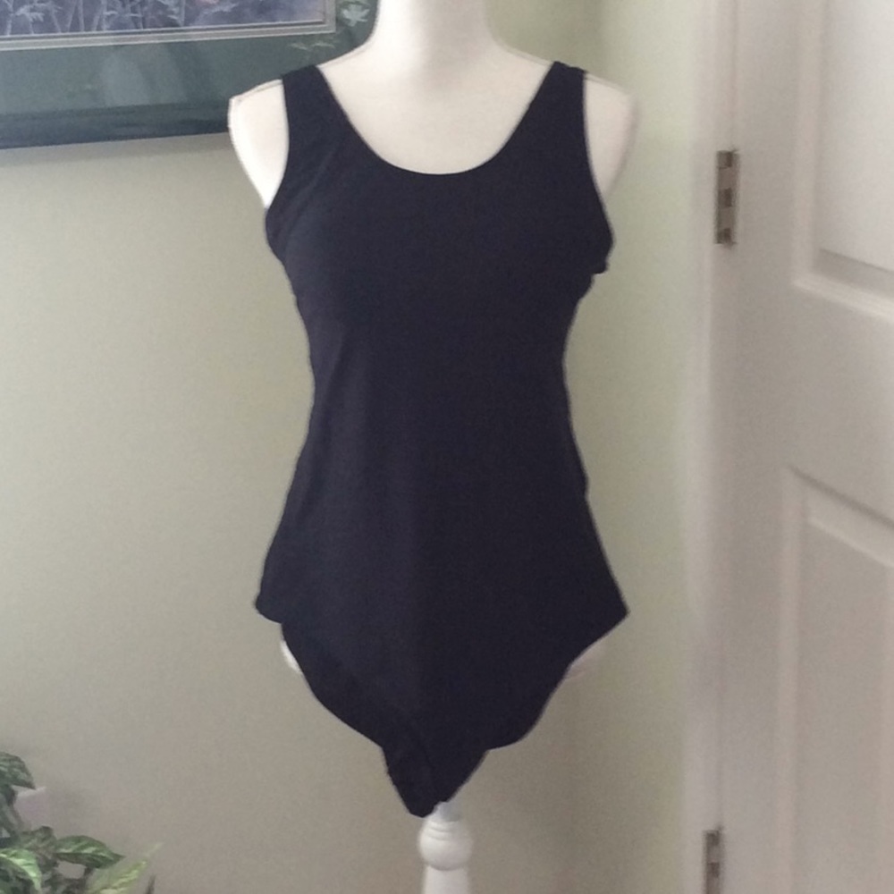 UC ❤️ Black swimsuit by Heat
